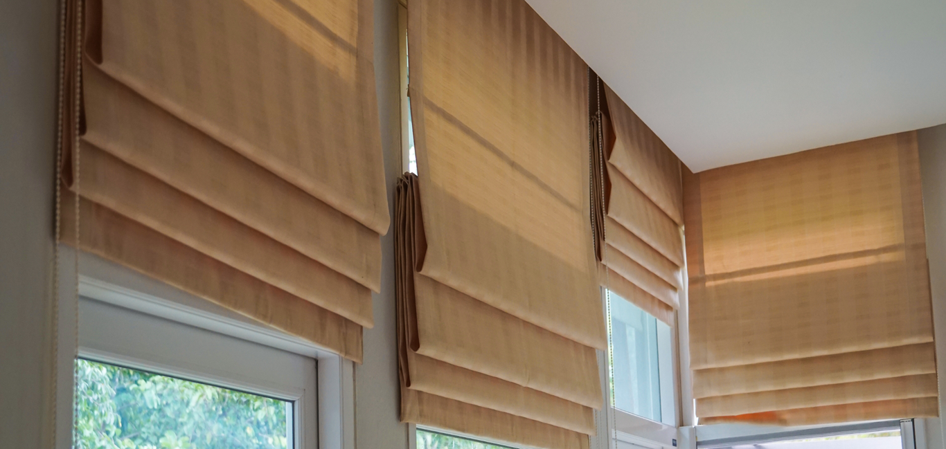 Elevate-Your-Space-Exploring-the-Beauty-and-Functionality-of-Roman-Window-Blinds